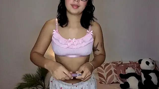 Lillypanda from StripChat