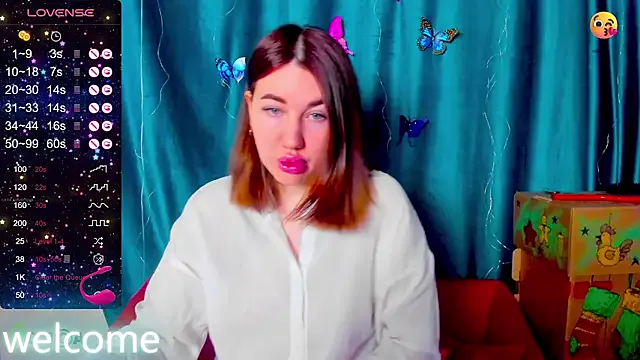 LillyRayRay on StripChat 