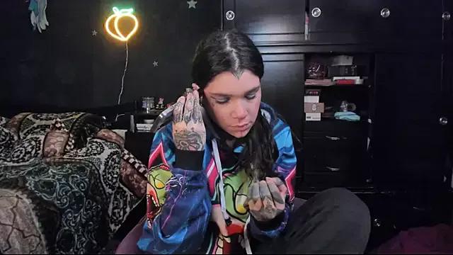 Lilmarieee from StripChat