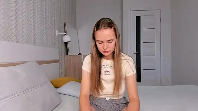 LilMary_ from StripChat is Freechat