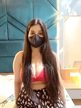lilmisscutie from StripChat is Freechat