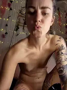 Lilmissvyx from StripChat