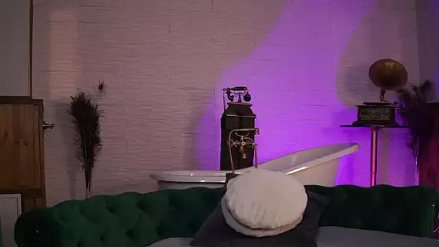 LiloMahe from StripChat