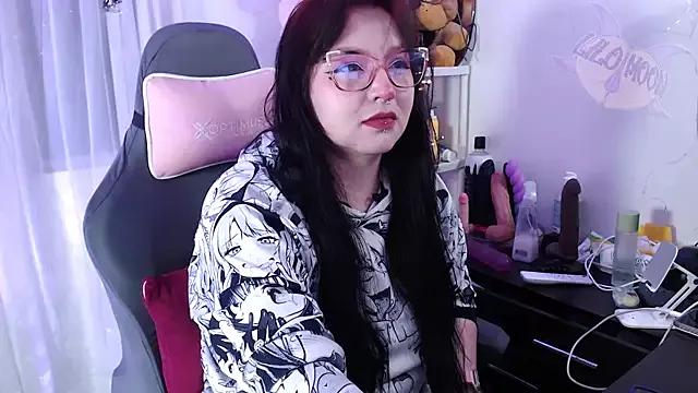 Try our streaming cams variety and talk on a personal level with our adorable girls streamers, showing off their bountiful shapes and dildos.