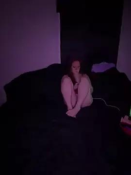 LilRedKinkQueen from StripChat is Freechat