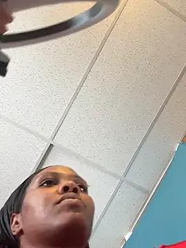 lilthstarr from StripChat is Freechat