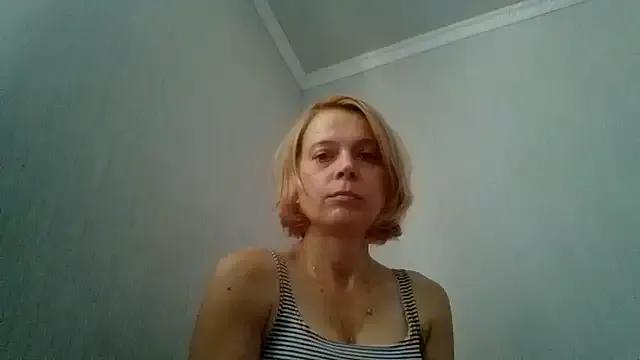 LiluXRose from StripChat