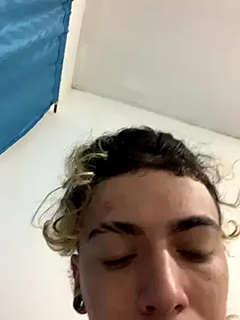 lily_and_wan on StripChat 