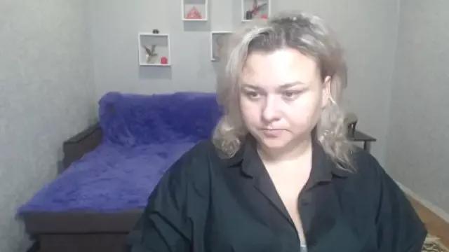 Lily_Beccker from StripChat