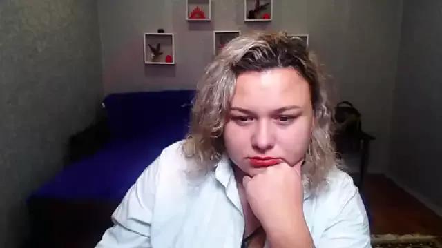 Lily_Beccker from StripChat