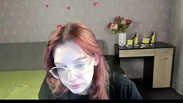 Lily_Ember from StripChat is Freechat
