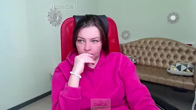 Try our streaming cams variety and talk on a personal level with our adorable girls streamers, showing off their bountiful shapes and dildos.