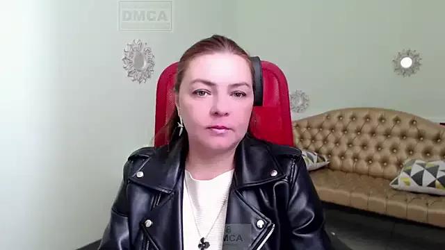 Lily_flower7 from StripChat
