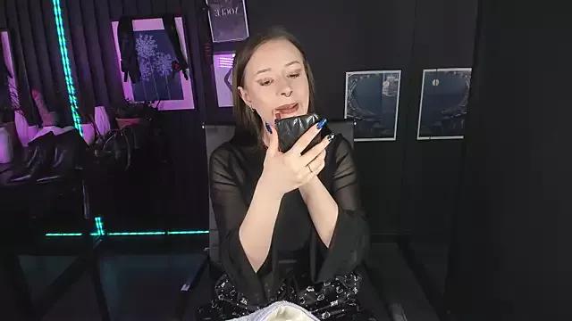 Try our streaming cams variety and talk on a personal level with our adorable girls streamers, showing off their bountiful shapes and dildos.