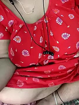 Lily_Rosy from StripChat