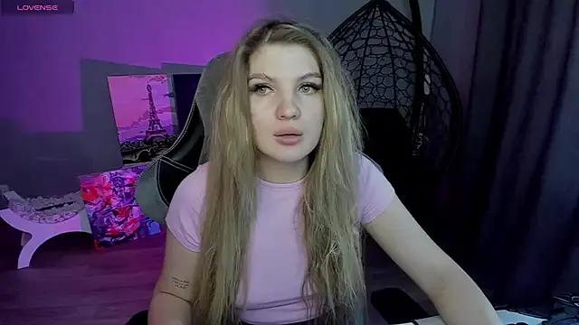 lily_williamss from StripChat