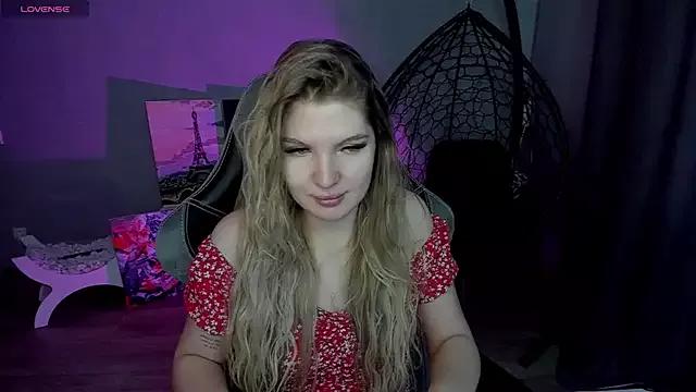 Try our streaming cams variety and talk on a personal level with our adorable girls streamers, showing off their bountiful shapes and dildos.