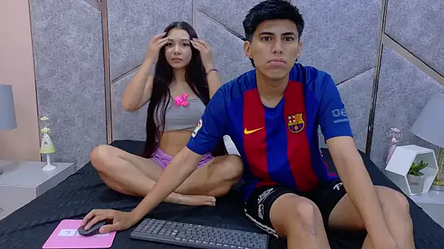 Lily_y_Finn from StripChat is Freechat