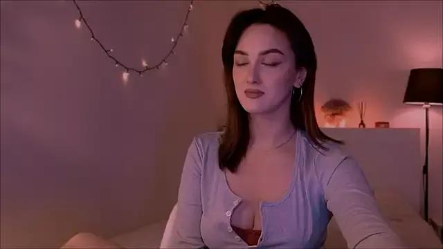 LilyFarey from StripChat