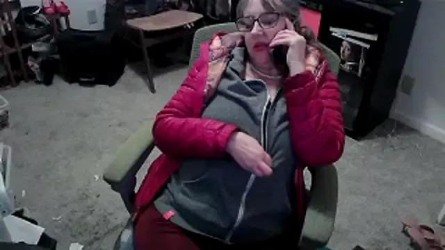 LilyLuscious from StripChat
