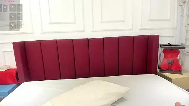 Try our streaming cams variety and talk on a personal level with our adorable girls streamers, showing off their bountiful shapes and dildos.