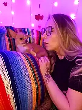 LilyOrion from StripChat