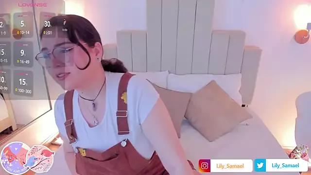 LilySamael from StripChat is Freechat