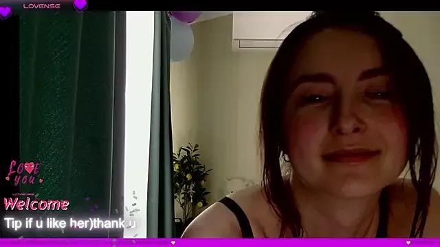 LilyXSky from StripChat