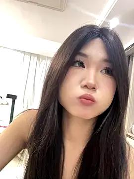 lilyxye77 from StripChat is Freechat