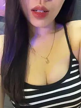 Lin_baby from StripChat is Freechat