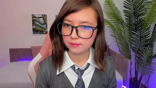 Lina_Brownie from StripChat is Freechat