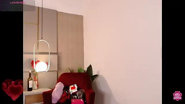Lina_Montclair from StripChat