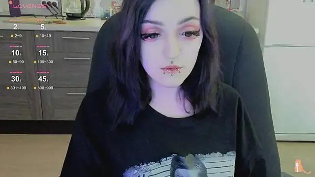 linaa__tyaan from StripChat is Freechat