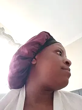 Linae1234 from StripChat is Freechat