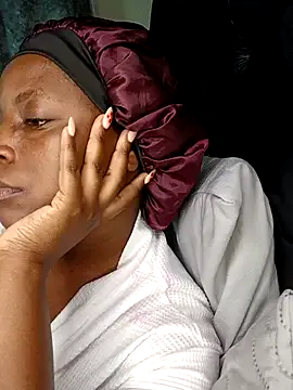 Linae1234 from StripChat is Freechat