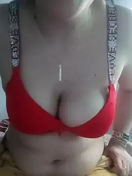 linakhalifa from StripChat is Freechat