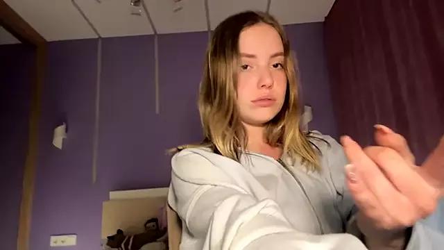 Try our streaming cams variety and talk on a personal level with our adorable girls streamers, showing off their bountiful shapes and dildos.