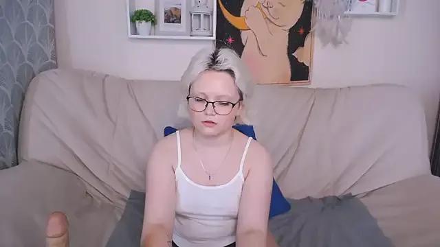 Try our streaming cams variety and talk on a personal level with our adorable girls streamers, showing off their bountiful shapes and dildos.