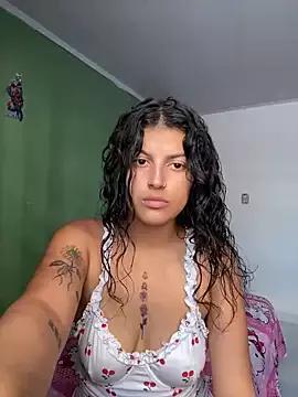 LinaSwitt from StripChat is Freechat