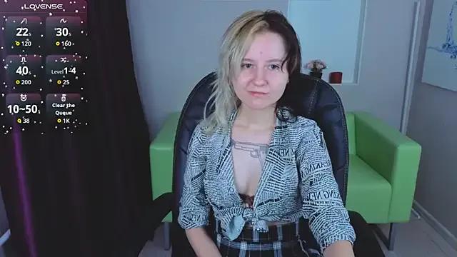 LinaVeritas from StripChat is Freechat