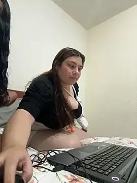 Lincy_and_hanna from StripChat is Freechat