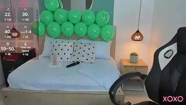 Try our streaming cams variety and talk on a personal level with our adorable girls streamers, showing off their bountiful shapes and dildos.