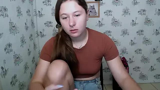 Linda_S_ from StripChat is Freechat