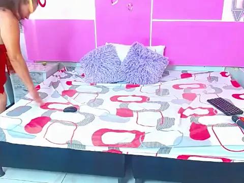Try our streaming cams variety and talk on a personal level with our adorable girls streamers, showing off their bountiful shapes and dildos.