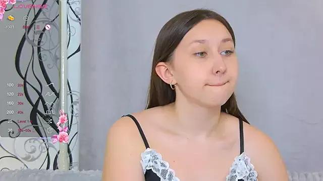 LindaOlson from StripChat is Freechat