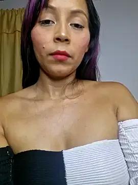 lindasexy12 from StripChat is Freechat