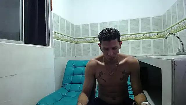 lindoshot_sexlove from StripChat is Freechat