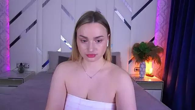 Try our streaming cams variety and talk on a personal level with our adorable girls streamers, showing off their bountiful shapes and dildos.