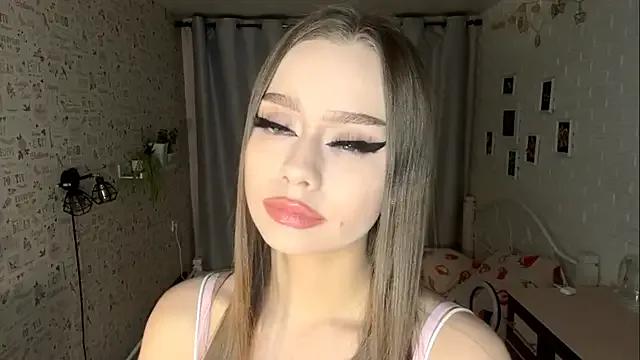 Try our streaming cams variety and talk on a personal level with our adorable girls streamers, showing off their bountiful shapes and dildos.