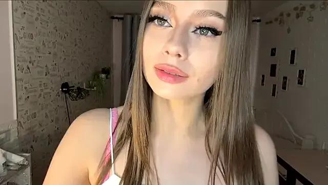 LinetteFay from StripChat is Freechat